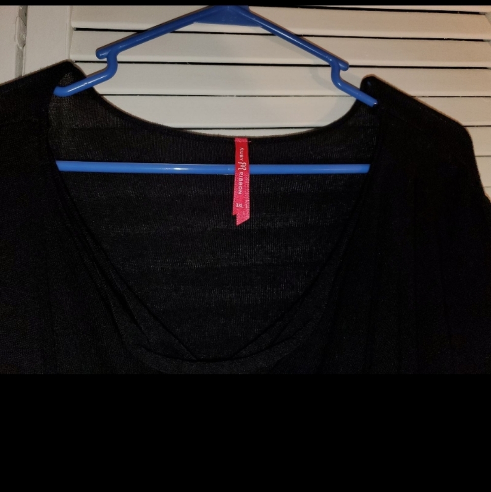 Ruby Ribbon tunic